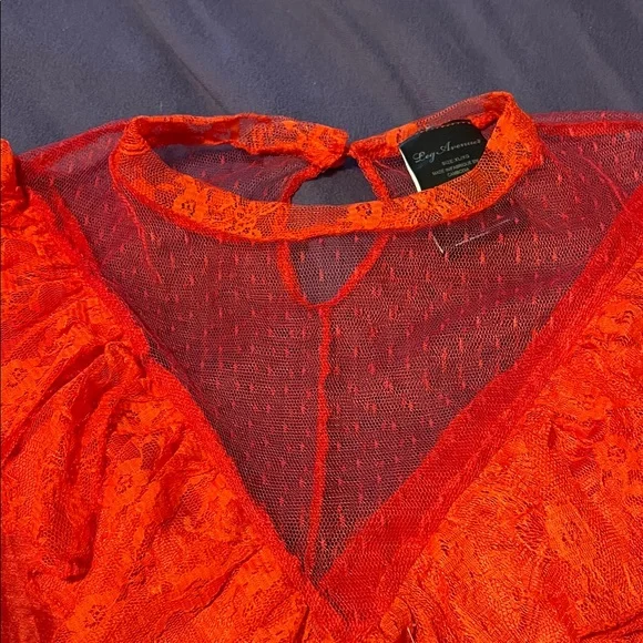 Lydia Wedding Dress (Beetlejuice) - Picture 6 of 7